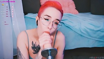 Charming Tomboy Receives Oral Pleasure From A Sex Machine